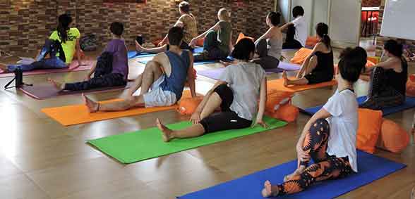 200 Hours Hatha Yoga Teacher Taining in Rishikesh